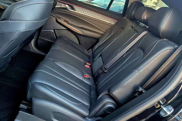 2025 MG QS Essence IS31 thumb-18