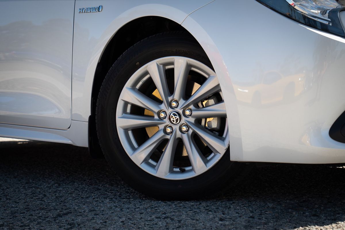 2023 Toyota Corolla Ascent Sport Hybrid ZWE219R