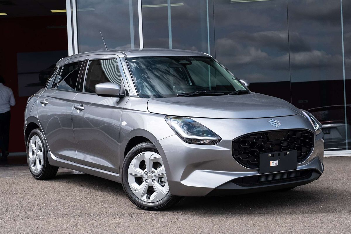 2025 Suzuki Swift Hybrid Plus UZ