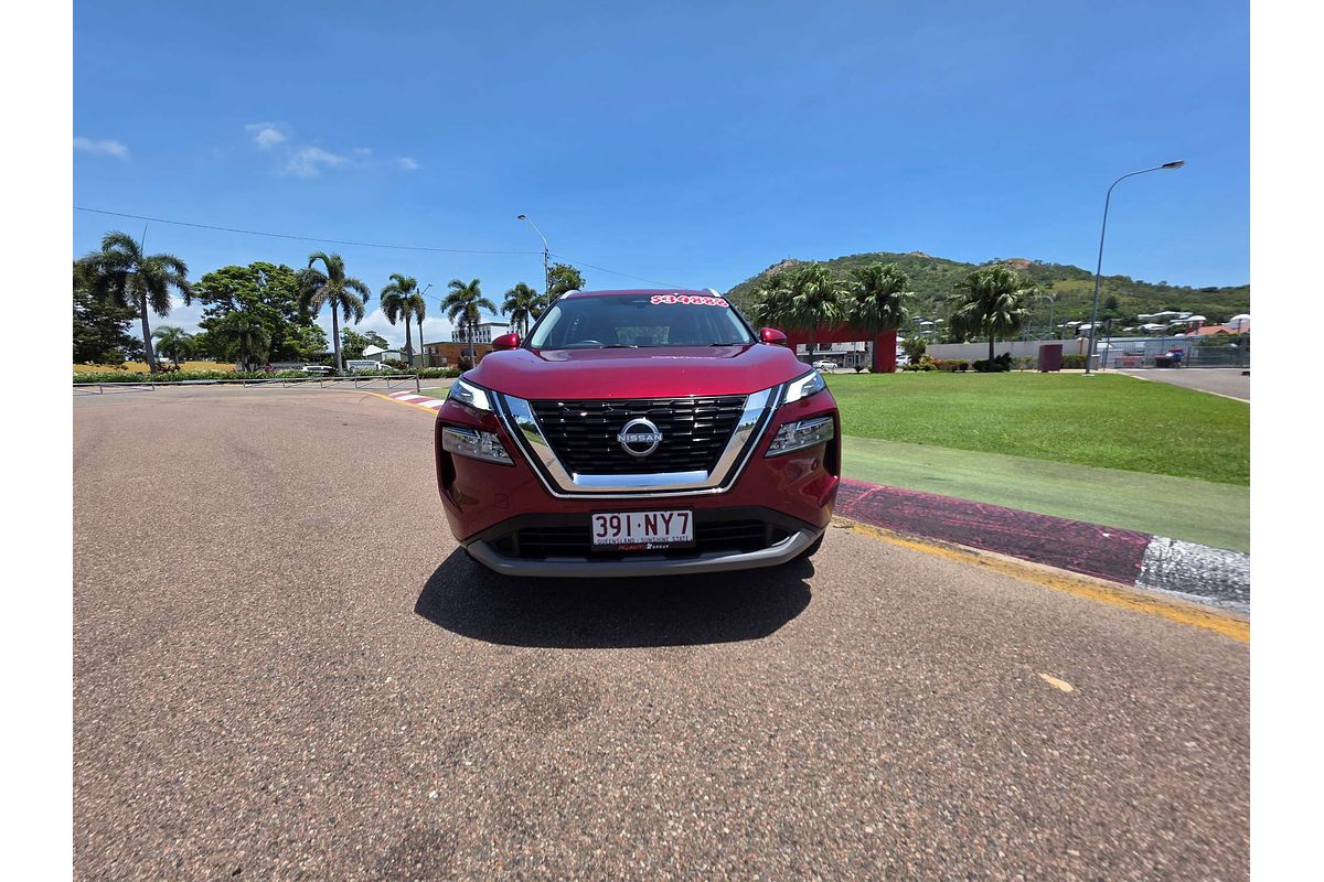 2025 Nissan X-TRAIL ST T33