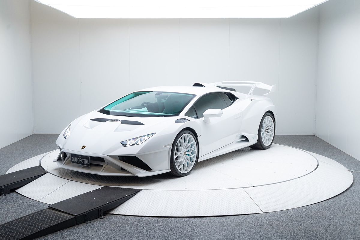 2022 Lamborghini Huracan STO 724