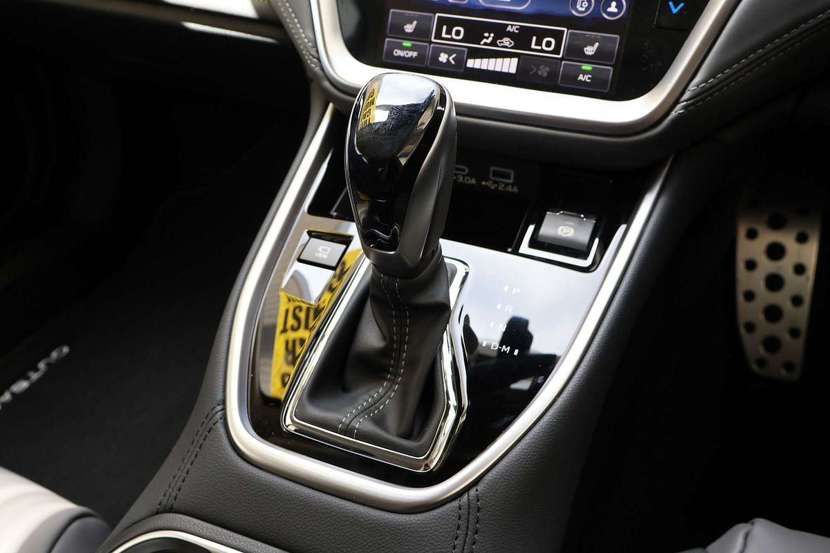 2025 Subaru Outback AWD Sport 6GEN