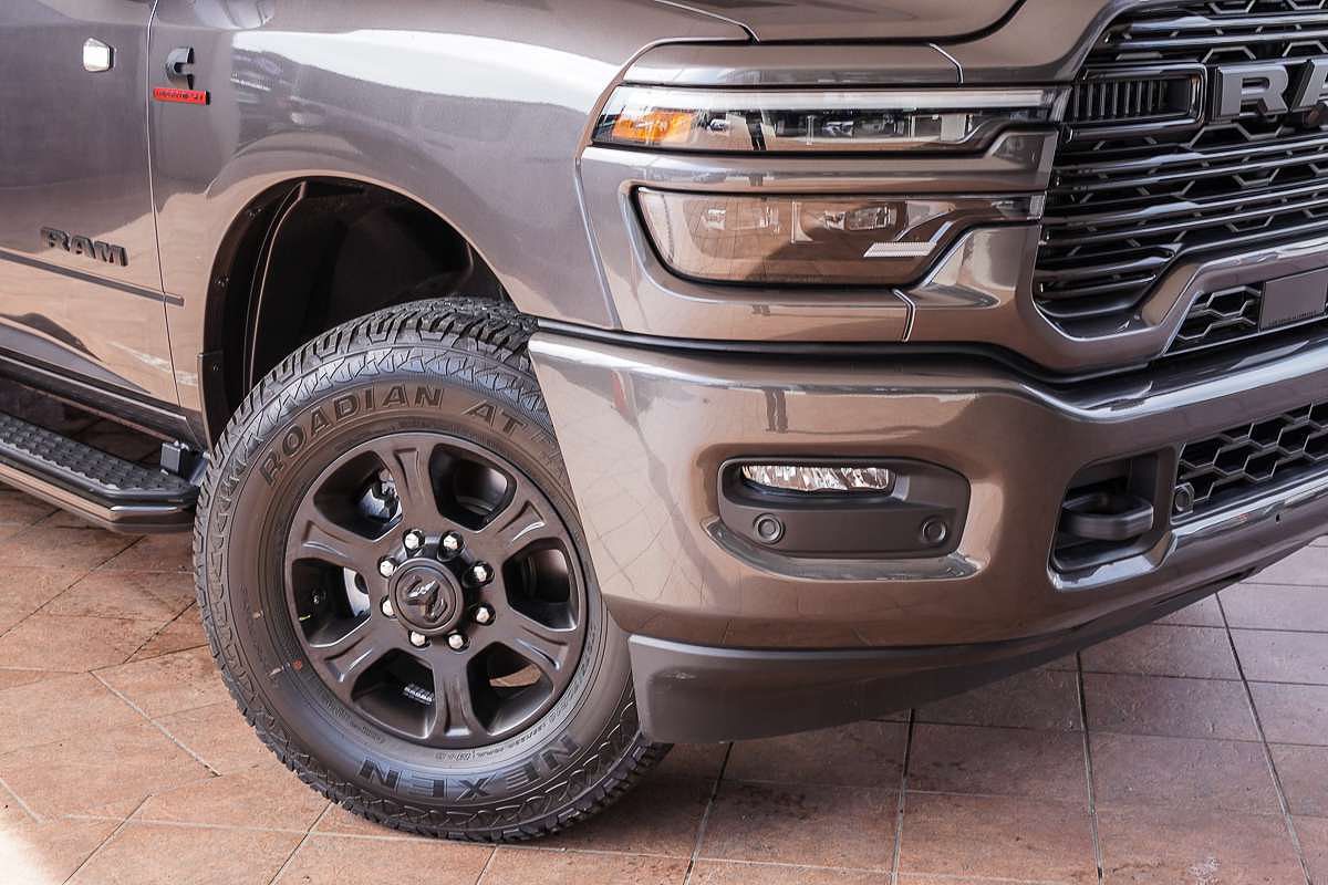 2025 RAM 2500 Laramie DJ 4X4