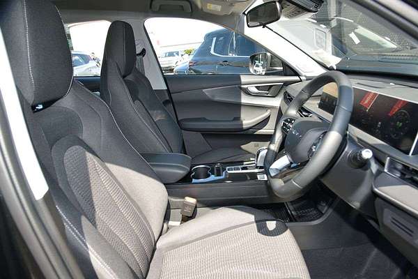 2026 Chery Tiggo 4 Urban thumb-9