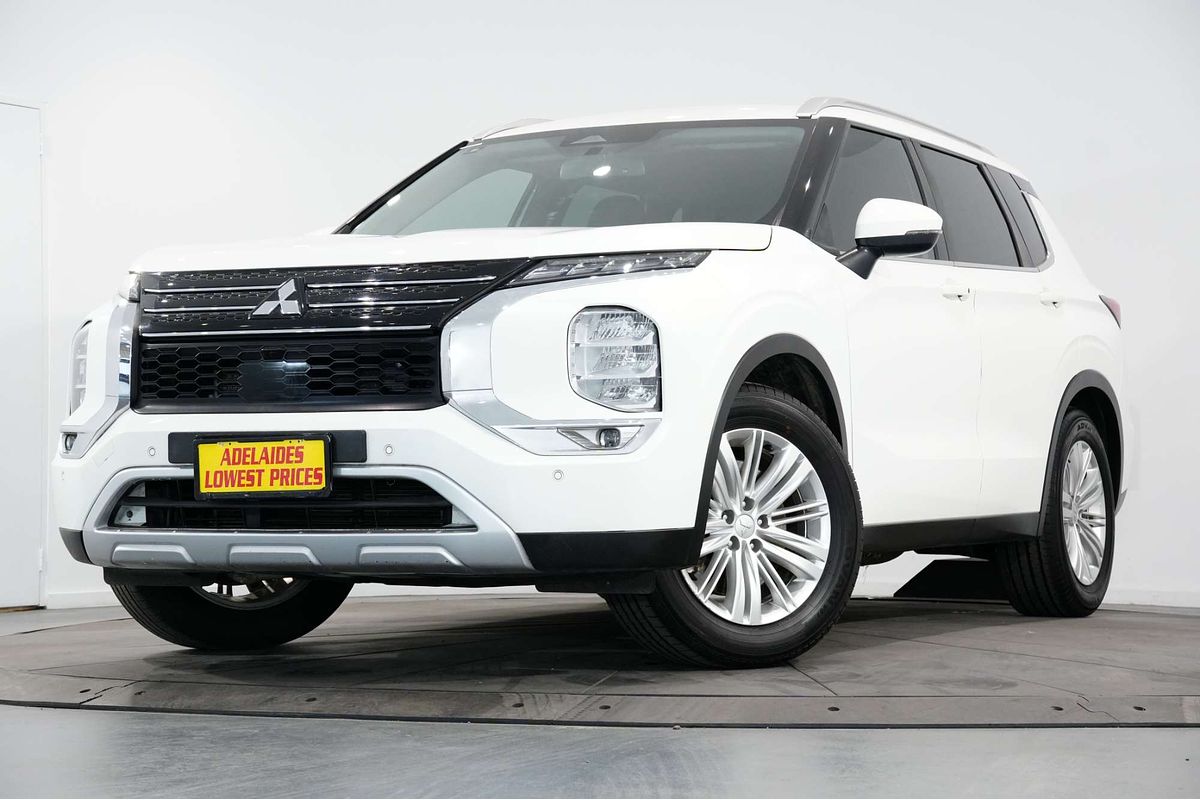 2022 Mitsubishi Outlander LS ZM