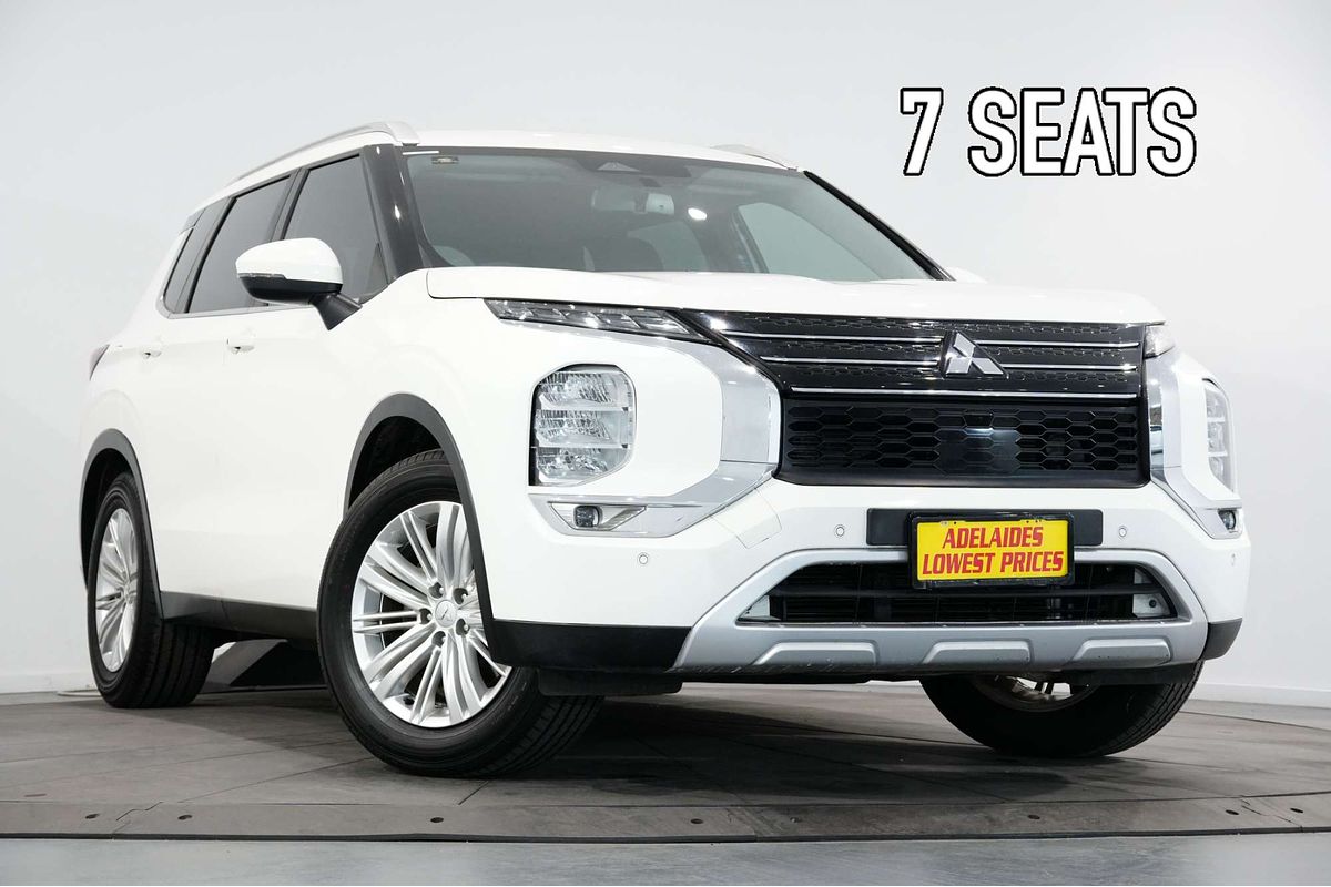 2022 Mitsubishi Outlander LS ZM