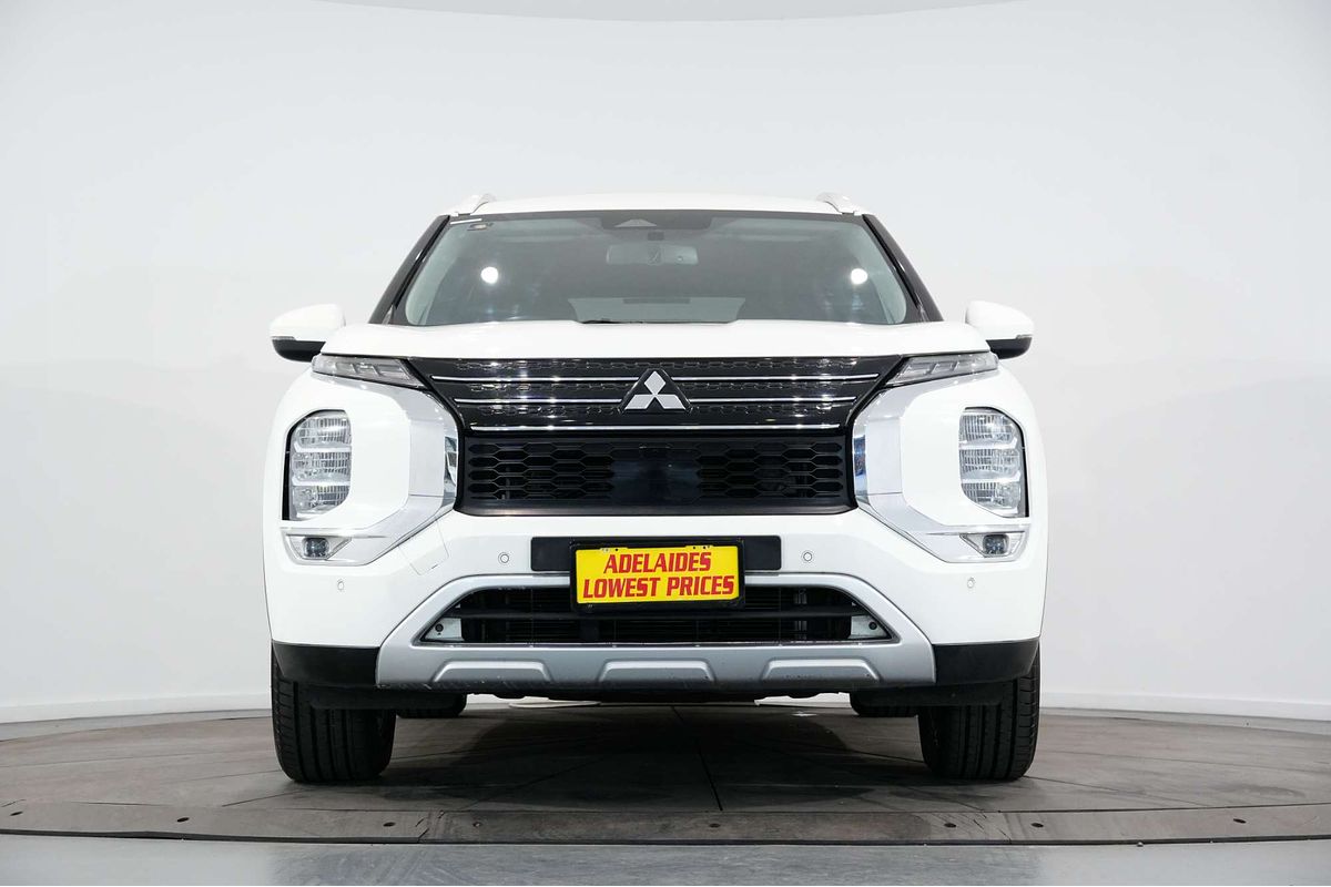 2022 Mitsubishi Outlander LS ZM