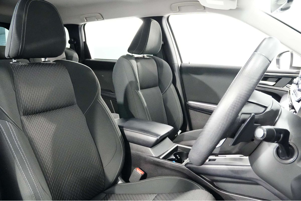 2022 Mitsubishi Outlander LS ZM