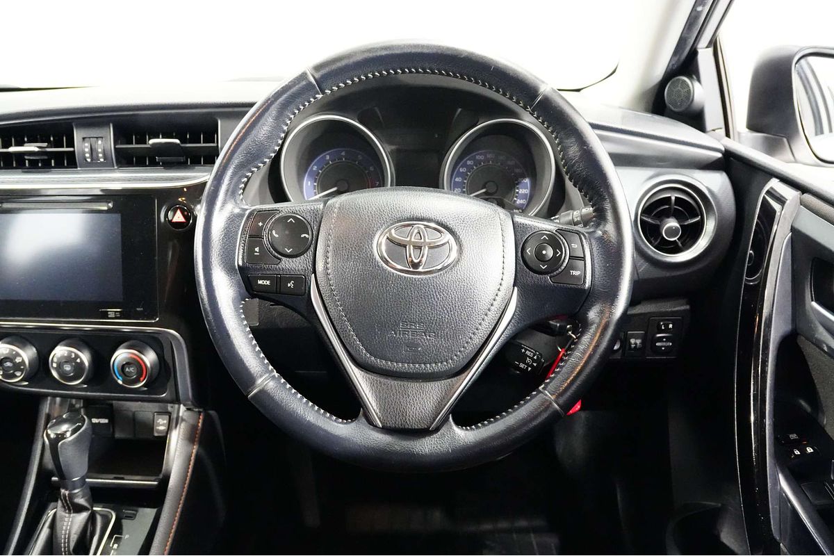 2018 Toyota Corolla SX ZRE182R