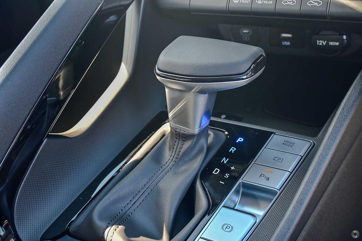 2025 Hyundai i30 Elite Hybrid CN7.V4