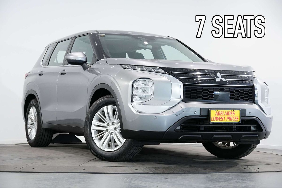 2022 Mitsubishi Outlander ES ZM