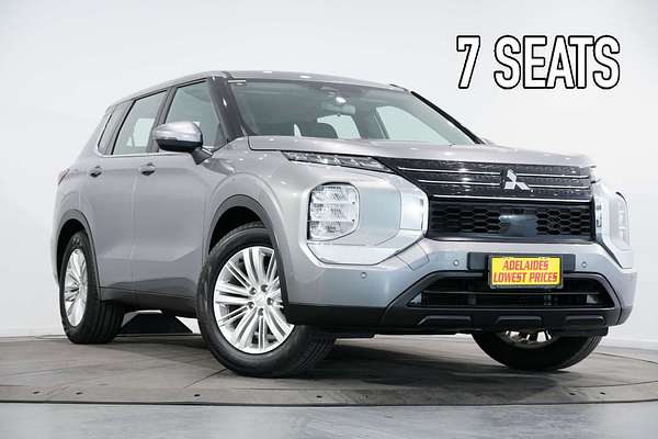 2022 Mitsubishi Outlander ES ZM