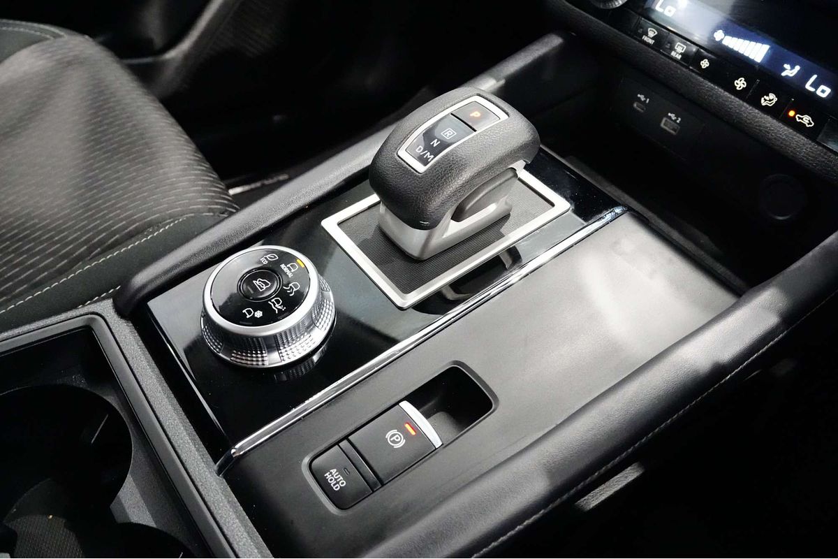 2022 Mitsubishi Outlander ES ZM