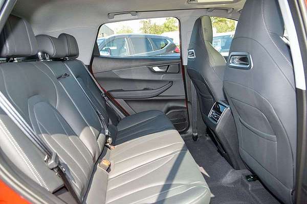 2026 Chery Tiggo 4 Hybrid Ultimate thumb-9