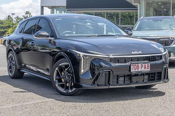 2025 Kia K4 GT-Line CL4m