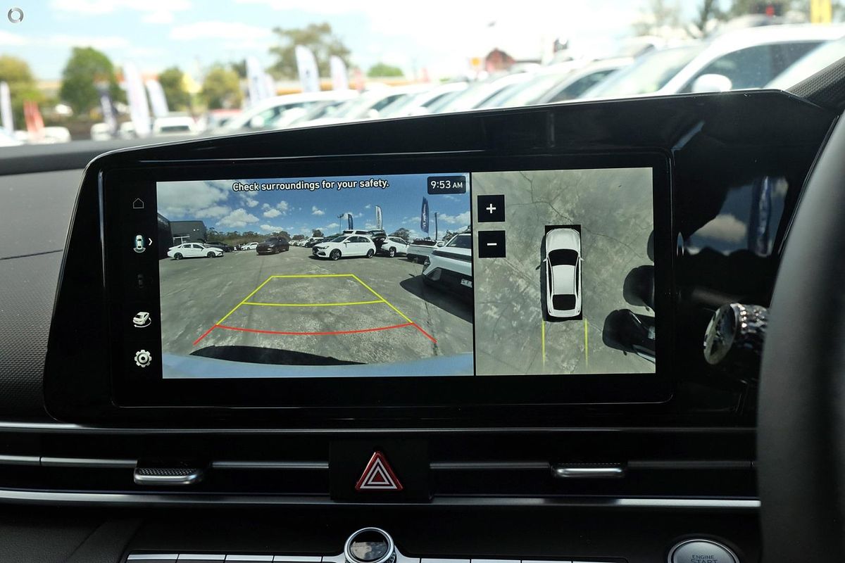 2025 Hyundai i30 Premium CN7.V4