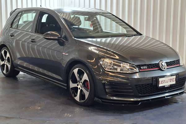 2014 Volkswagen Golf GTI 7