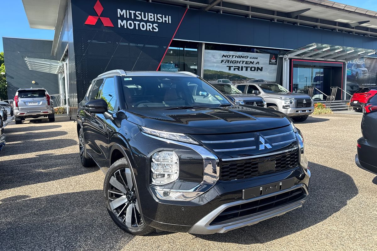 2025 Mitsubishi Outlander Exceed Tourer ZM