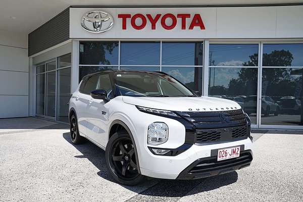 2024 Mitsubishi Outlander Exceed ZM