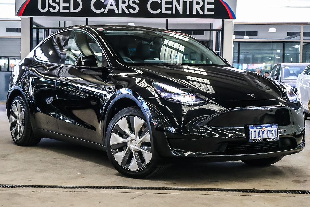 2023 Tesla Model Y Rear-Wheel Drive