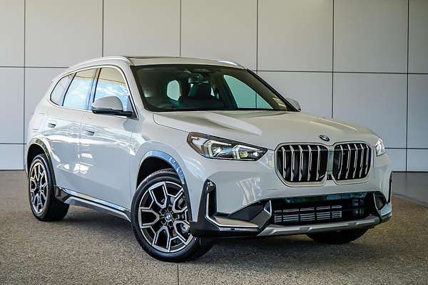 2025 BMW X1 sDrive18i U11