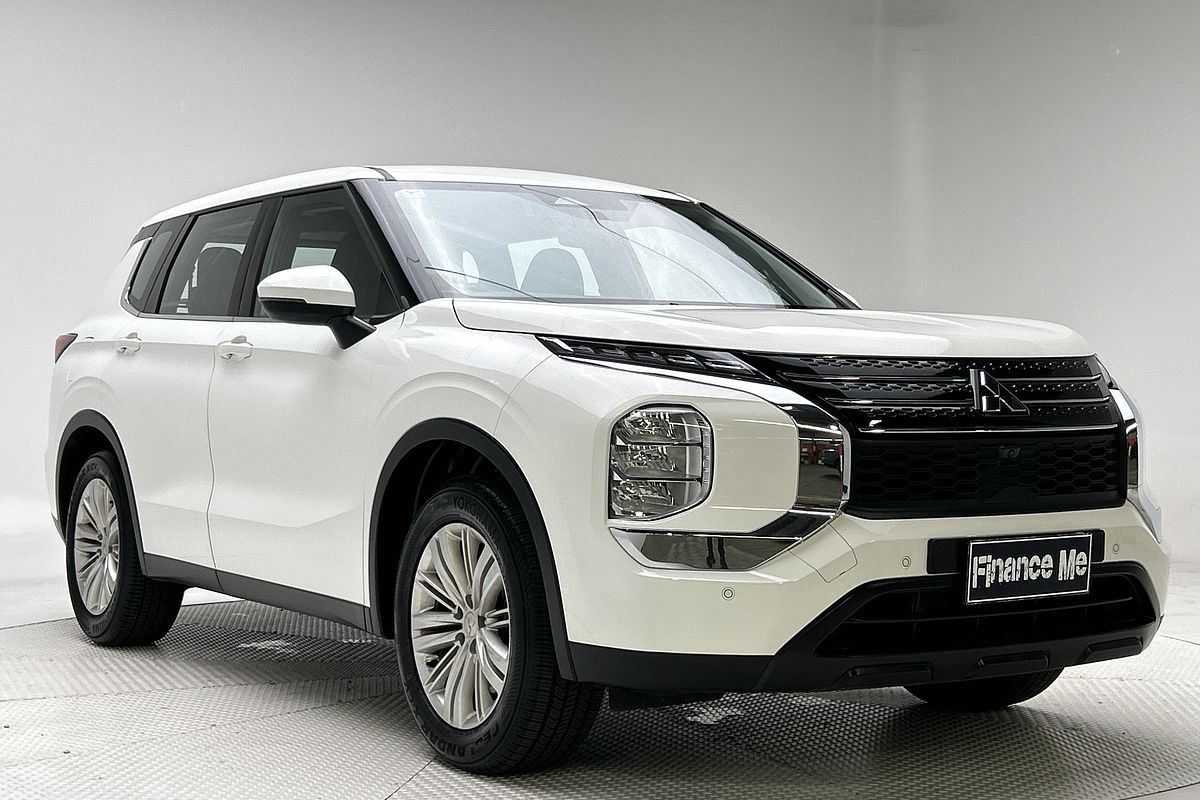 2023 Mitsubishi Outlander ES ZM