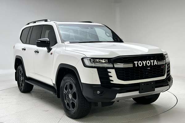 2023 Toyota Landcruiser GR Sport FJA300R thumb-0