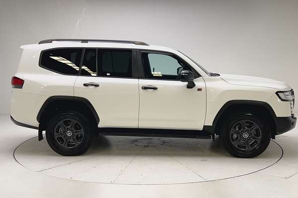 2023 Toyota Landcruiser GR Sport FJA300R thumb-8