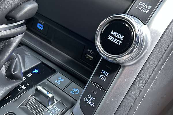 2023 Toyota Landcruiser GR Sport FJA300R thumb-17