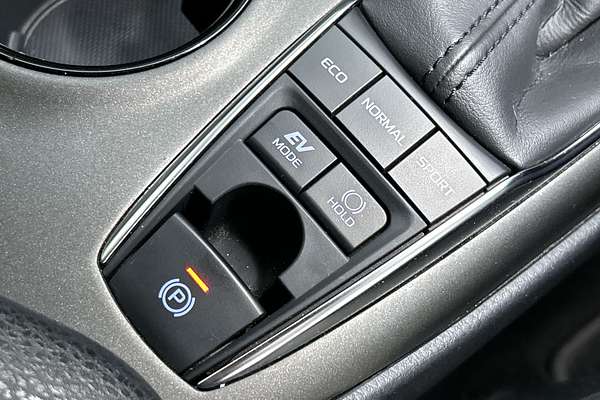 2023 Toyota Camry Ascent AXVH70R thumb-14