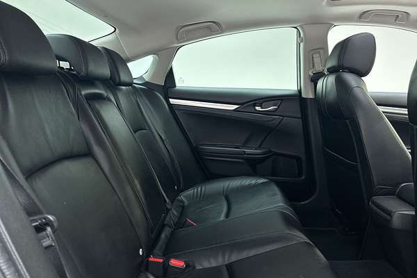 2016 Honda Civic VTi-LX 10th Gen thumb-11