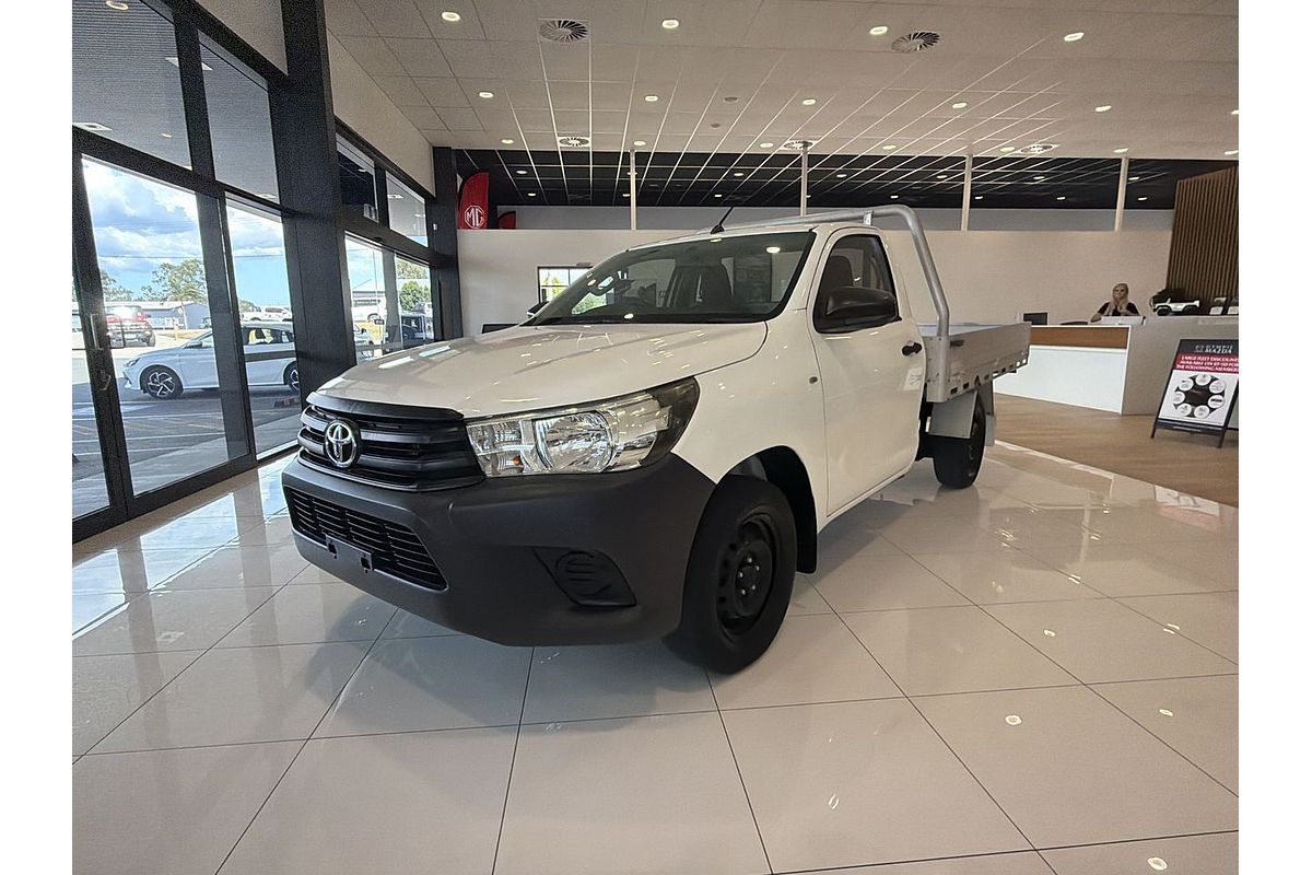 2017 Toyota Hilux Workmate TGN121R Rear Wheel Drive