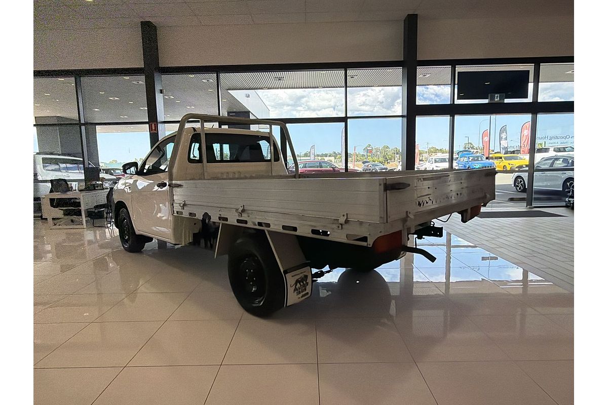 2017 Toyota Hilux Workmate TGN121R Rear Wheel Drive