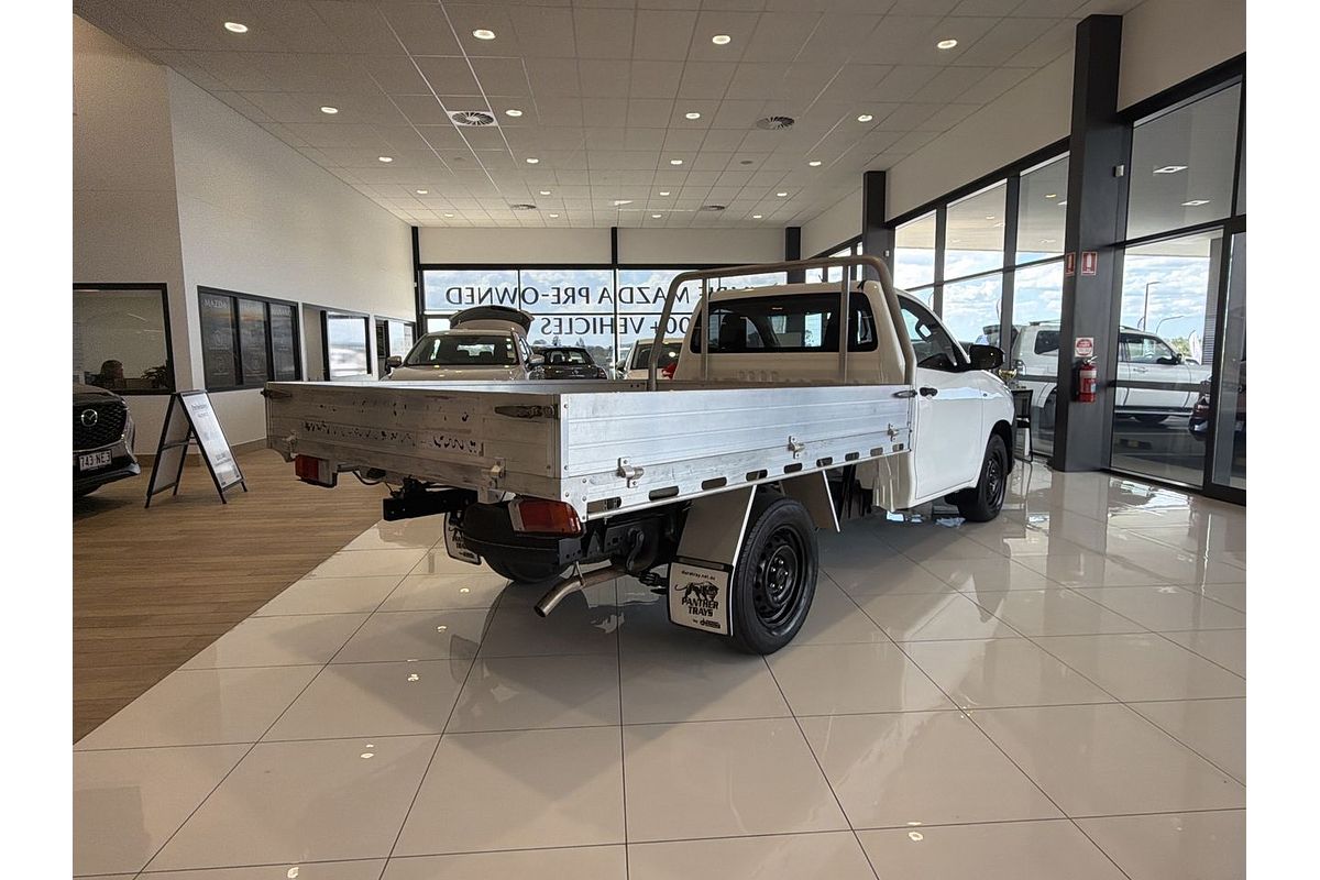 2017 Toyota Hilux Workmate TGN121R Rear Wheel Drive