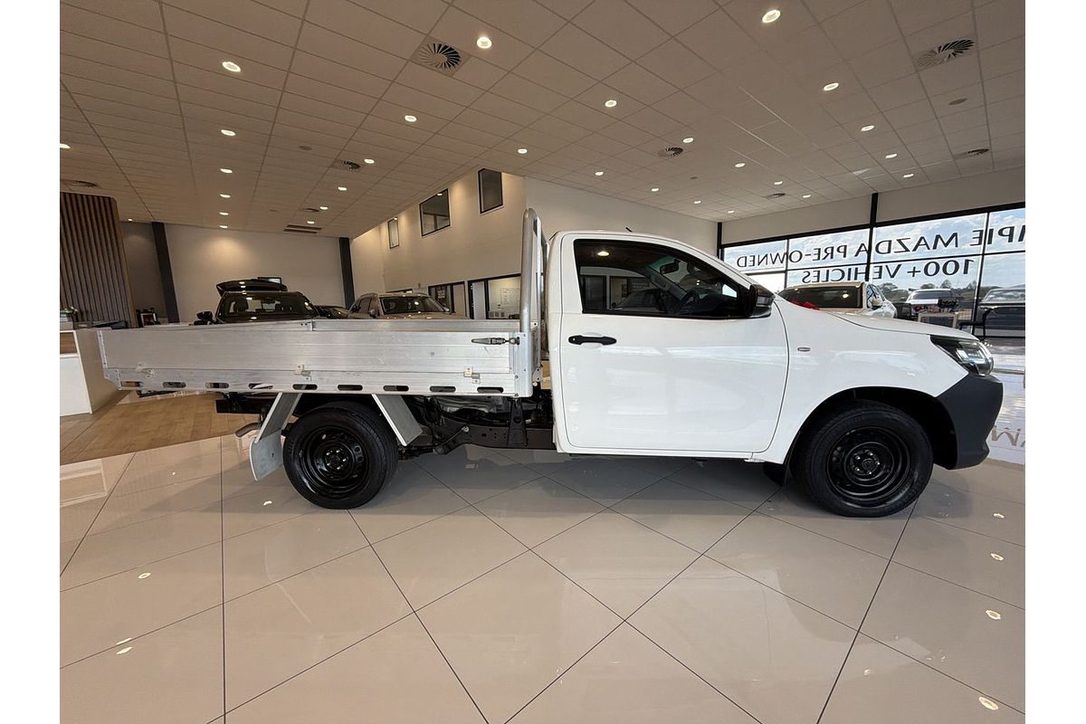 2017 Toyota Hilux Workmate TGN121R Rear Wheel Drive