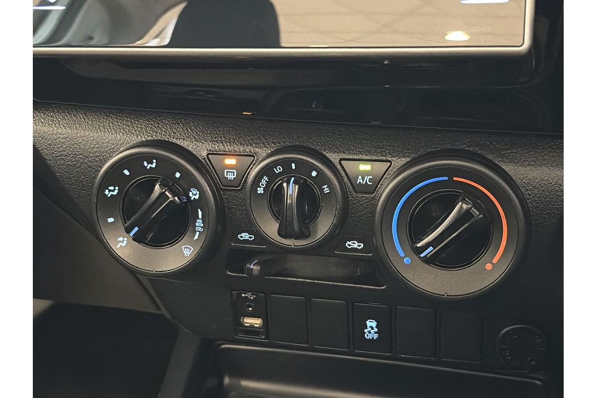 2017 Toyota Hilux Workmate TGN121R Rear Wheel Drive