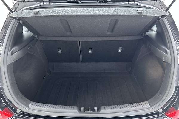 2018 Hyundai i30 Active PD thumb-20