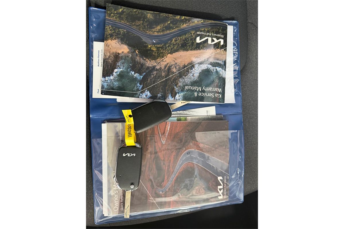 2022 Kia Carnival S KA4