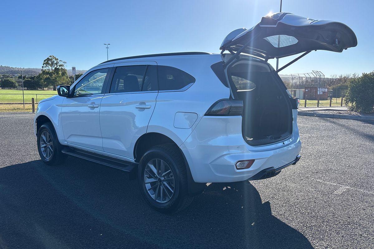 2025 Isuzu MU-X LS-U