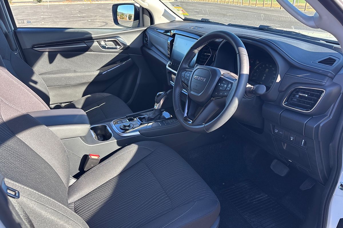 2025 Isuzu MU-X LS-U