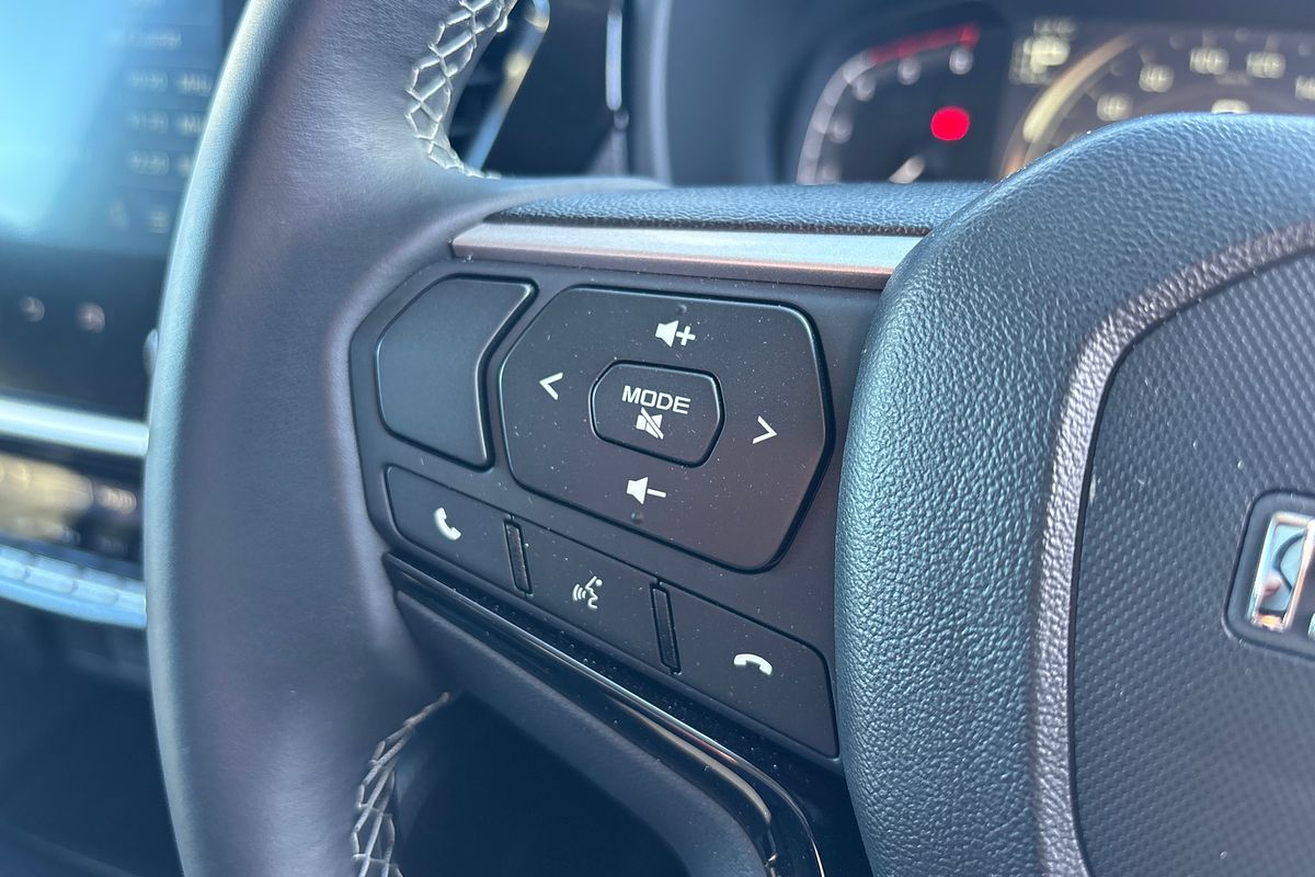 2025 Isuzu MU-X LS-U