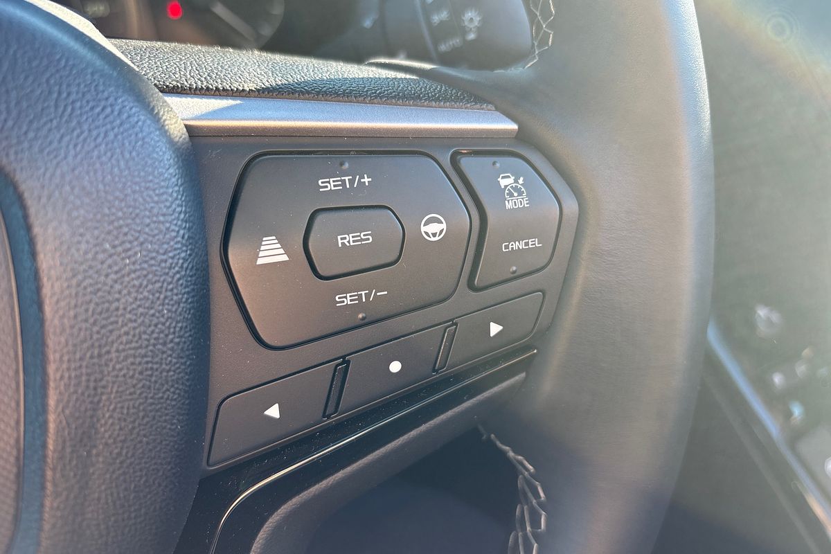 2025 Isuzu MU-X LS-U