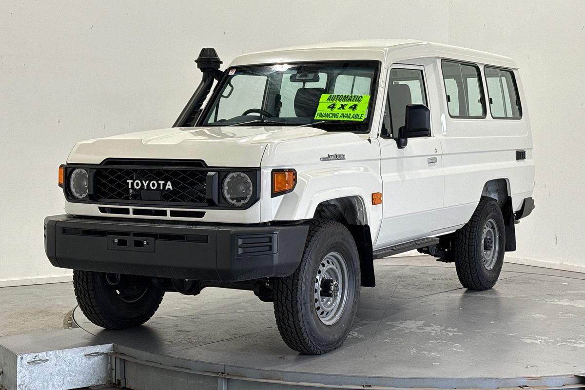 2025 Toyota Landcruiser Workmate Troopcarrier GDJL78R