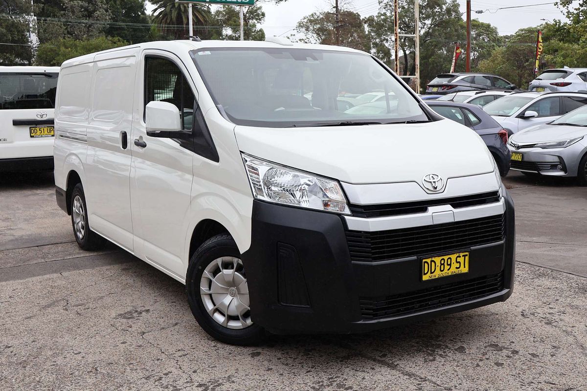 2022 Toyota Hiace GDH300R LWB