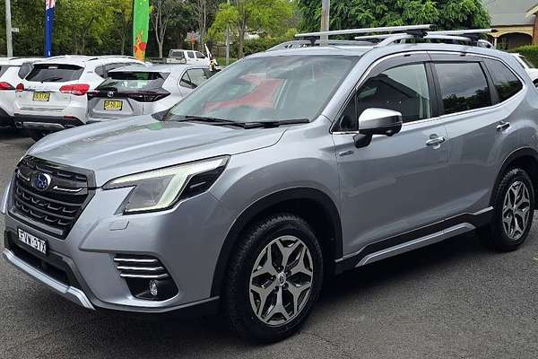 2023 Subaru Forester Hybrid S S5