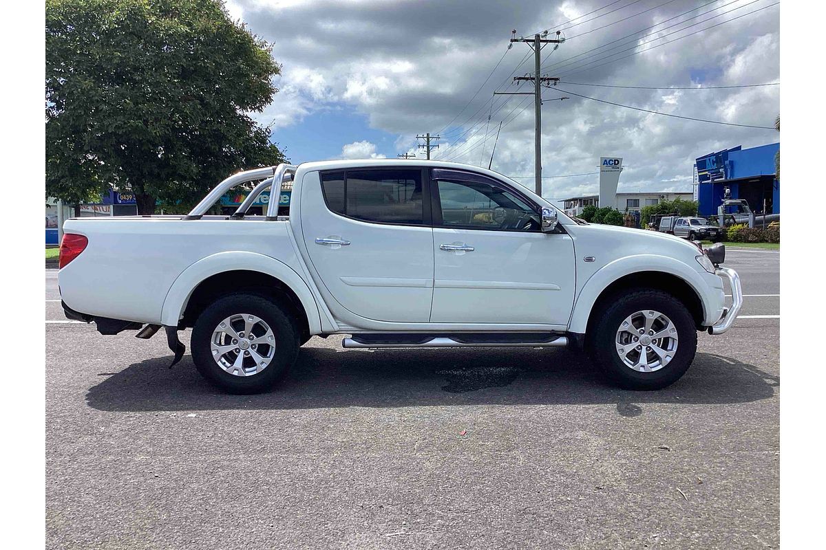 2014 Mitsubishi Triton GLX MN 4X4