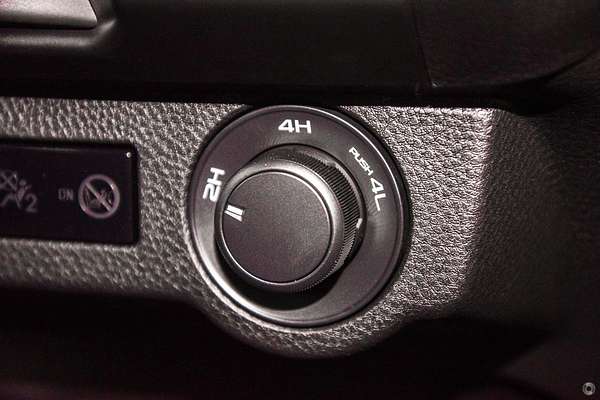 2025 Isuzu D-MAX X-RIDER 4X4 thumb-13