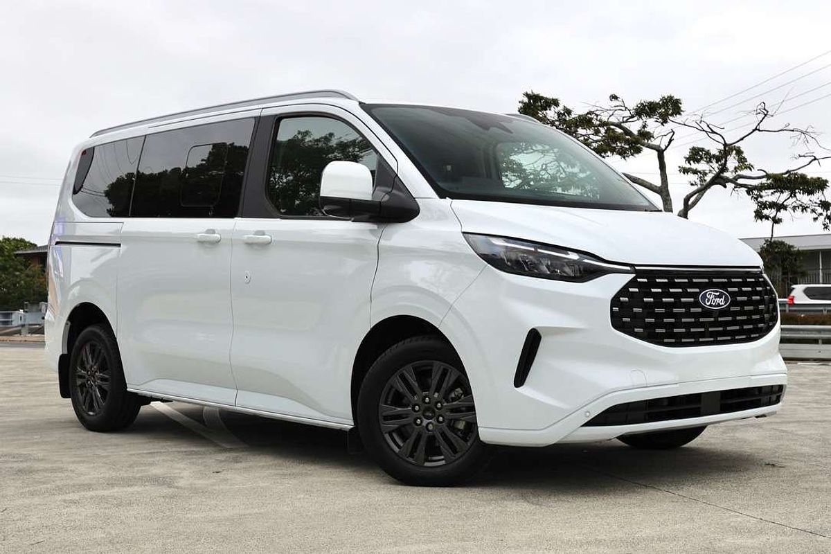 2024 Ford Tourneo Titanium X AV SWB