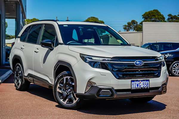 2025 Subaru Forester Touring S6