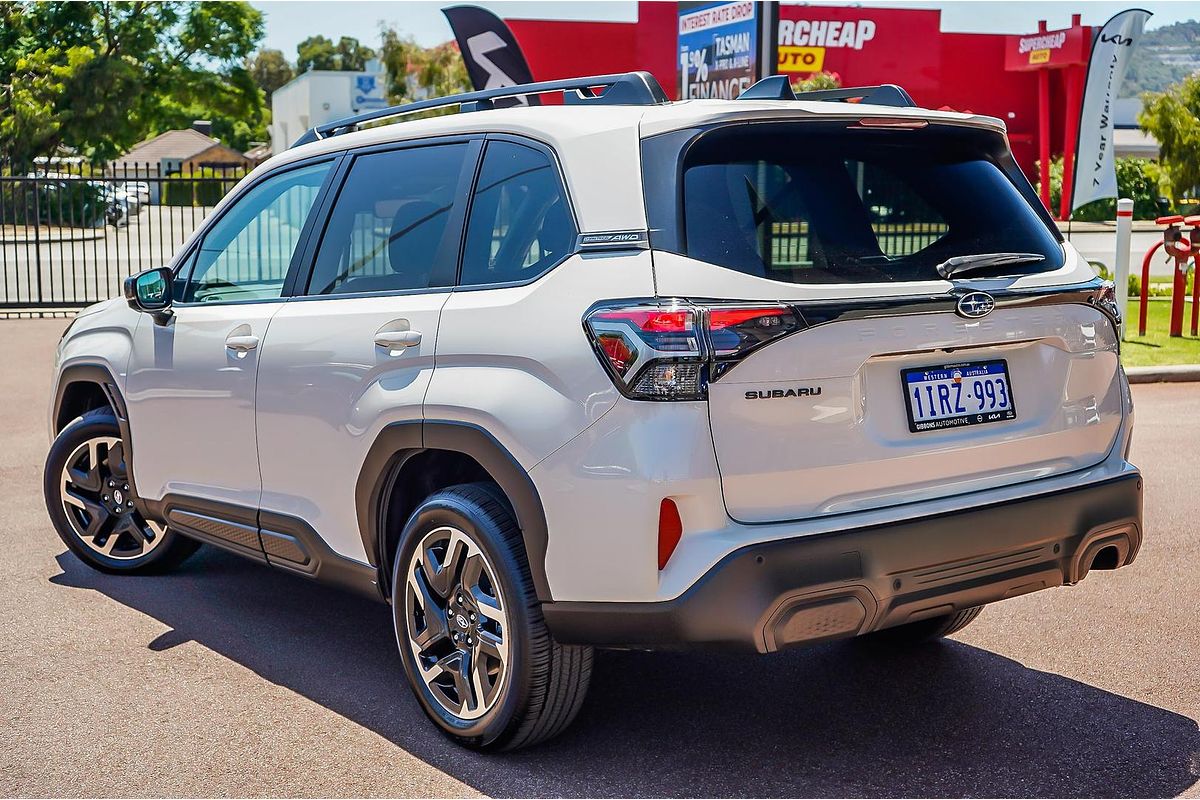 2025 Subaru Forester S6